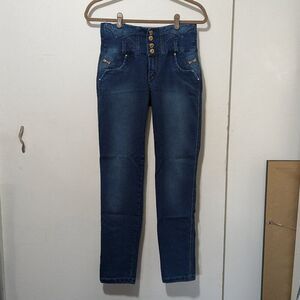 L & L High Waisted Jeans For Curves